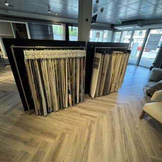 2x Hangrek met gordijn stalen O.a.: Jab, Fischbacher en BM Fabrics