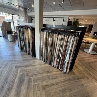 2x Hangrek met gordijn stalen O.a.: Jab, Fischbacher en BM Fabrics