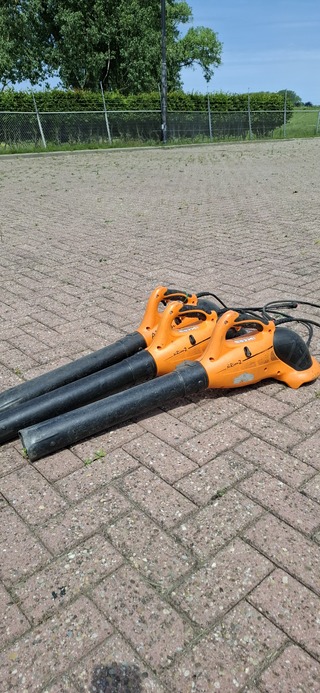 ( Locatie Wijk en Aalburg ) 3x Bladblazer, Pellenc, Airion