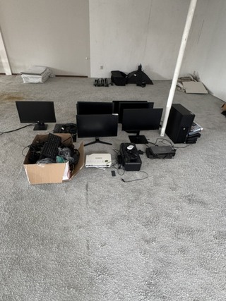 Partij monitoren en diverse hardware
