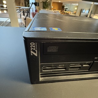 Computer met monitor HP, z220