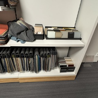 Partij stalen O.a.: Design on stock, de Ploeg en Kvadrat