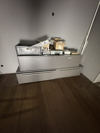 2x Ladenkast met inhoud