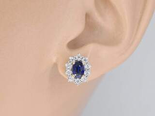 Gouden oorbellen met natuurlijke diamanten en saffier
