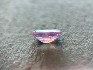 Roze saffier – 2.70 carat natuurlijke roze saffier