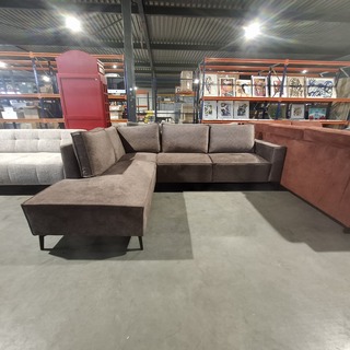 Hoekbank 265×215 cm, 2025