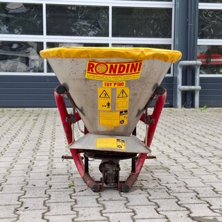 Strooimachine, Rondini, TOY P1000