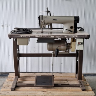 Naaimachine op onderstel, Pfaff