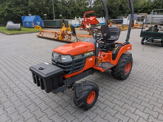 Compact tractor, Kubota, 4WD  BX200D, 2002