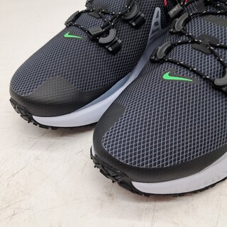 4x Paar schoenen, Nike, O.a. WINFLO 7 SHIELD