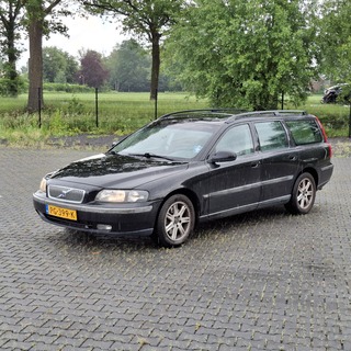 Personenauto, Volvo, V70, ZWART, 2002