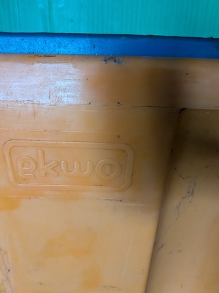 Lekbak opvangbak, EKWO