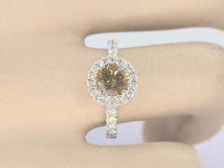Gouden solitair ring met diamanten