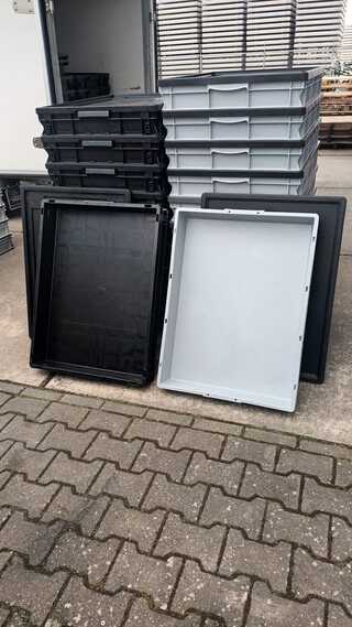 Ca. 19x Grote Bakken met deksel in 2 kleuren, Grijs / Chroom