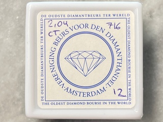 Diamant – 2.04 carat natuurlijke zwarte diamant (gecertificeerd)