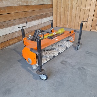 Veegmachine voor front bediening op zitmaaier, Kersten, FKM1475, Oranj