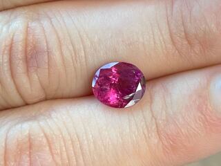 Toermalijn – 1.88 carat natuurlijke Rubelliet