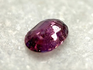 Edelsteen – 2.00 carat natuurlijke paarse spinel