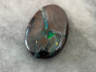 Australische boulder opaal – 11.88 carat