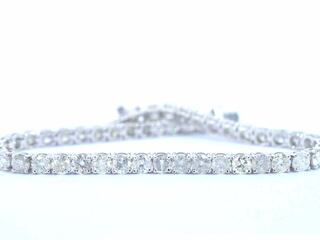 Witgouden tennisarmband met natuurlijke briljant geslepen diamanten