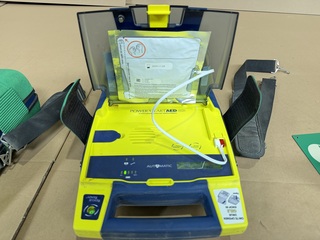 3x AED, Cardiac Science / AIVIA, Powerheart AED G3