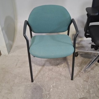 Partij bureaustoelen en vergaderstoelen, O.a. Interstuhl En Ahrend