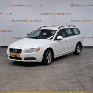 Personenauto, Volvo, V70, 2.4 D5 Momentum, 2012