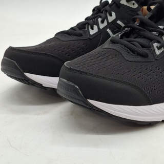9x Sportschoenen, Asics, O.a. Gel-pulse 8