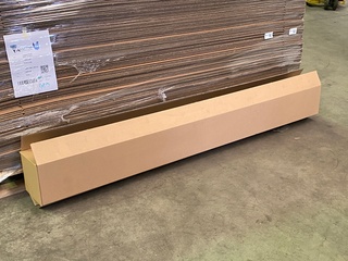 Ca. 250x Stuks lange verzenddozen dubbelgolf, bruin