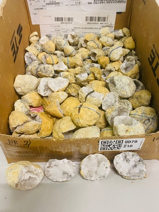 Ca. 6 kilo Bergkristal geodes