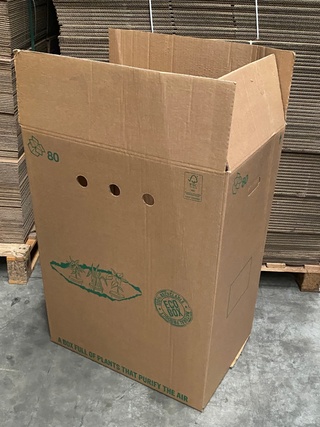 Ca. 165x Grote verzenddozen Euro 80 dubbelgolf, bruin