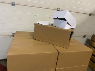 Ca. 350x Duplex dozen of gebaksdozen, wit