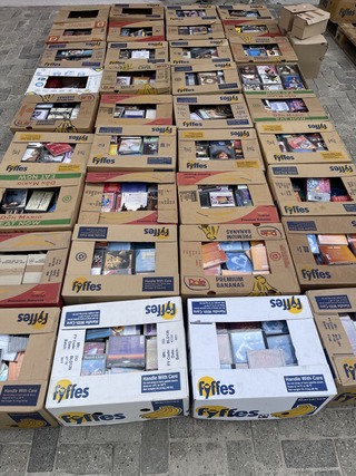 36 dozen vol met CD’s, CD’s, CD’s, Wit, 1992-2026