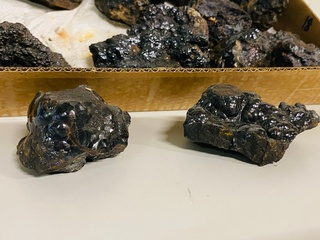 Ca. 18x Hematiet clusters