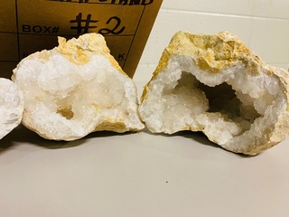6x Bergkristal geodes 16-18cm