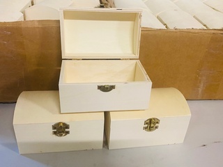 Ca. 64x Houten schatkistjes