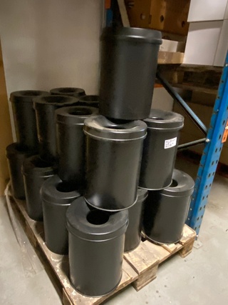 Ca. 21x Vlam dovende afvalbakken 15 liter rond