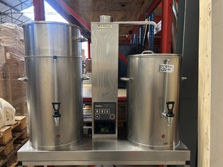 Koffiezet installatie met 2 rvs containers en tafel, Animo ComBi-line