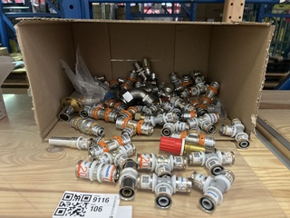 Ca. 50x Perskoppelingen w.o. t-stukken Uponor