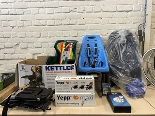 8x Fietsaccessoires w.o. fietzitjes en toebehoren, W.o. Kettler, Yepp
