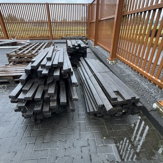 Pallet hardhouten balken