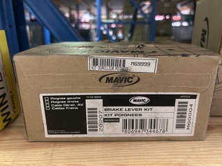 6x Wintech/Mavic racefiets artikelen w.o. fietscomputers