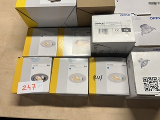 Partij elektronica w.o. led spots, W.o. SLV, Lumiance, Klemco, Opple