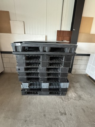 9x Pallet, zwart