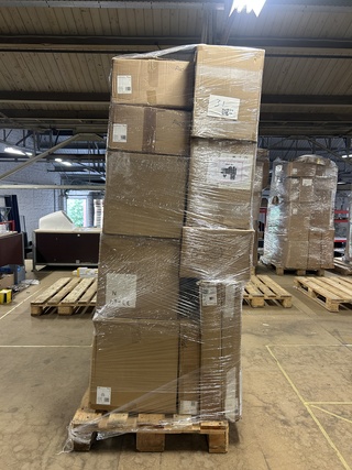 Pallet met 31 stuks design verlichting, Paco Home