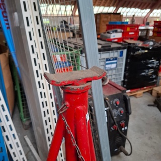2x Assteun, 4000 kilo