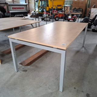 Bureautafel