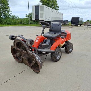Zitmaaier Husqvarna, R216, bouwjaar 2012