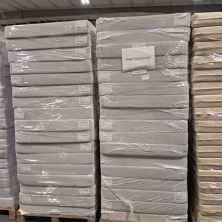 Ca. 68x Matras (zonder hoes), Deltex
