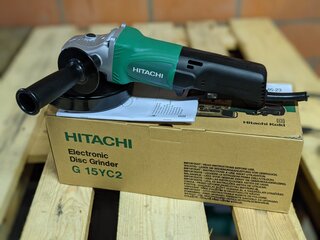 Haakse slijper Hitachi, G15YC2